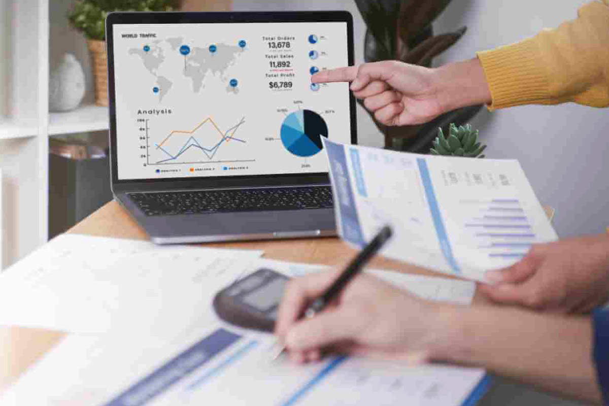 Execution support team implementing business strategy